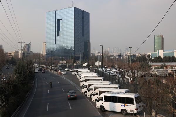 Central Bank of Iran orders banks to open books