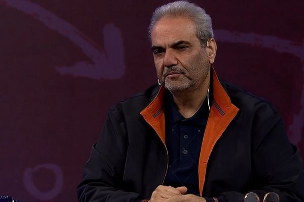 توهین جواد خیابانی روی آنتن زنده؛ وقتی صدا و سیمای جمهوری اسلامی بخشی از رانت فوتبال است