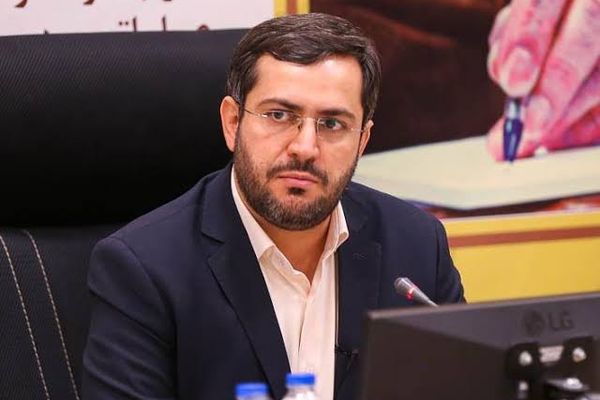 Iranian Hardliner Warns Of Further Fall Of Battered Currency
