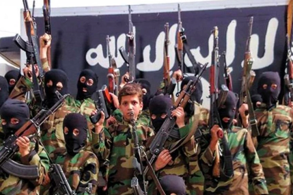 ائتلاف بین المللی به رهبری آمریکا: داعش همچنان تهدید محسوب میشود