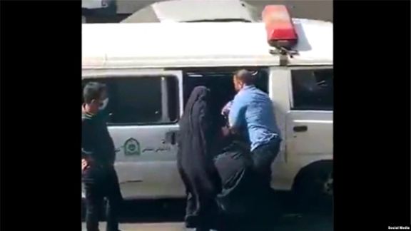 جانشین فرمانده انتظامی: ماموران هنجارشکنها را در همان صحنه تنبیه میکنند