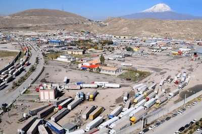 Iran looks for escape routes as US sanctions close in