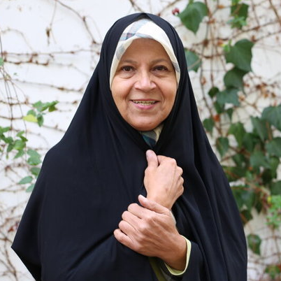 عائلات السجينات.. ردًا على ابنة رئيس إيران الأسبق: "إيفين" ليس فندقا بل جحيم ومقرّ للتعذيب