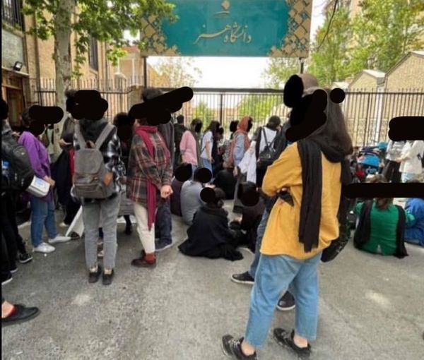 النظام الإيراني يواصل محاولاته لقمع طلاب الجامعات في "صمت"