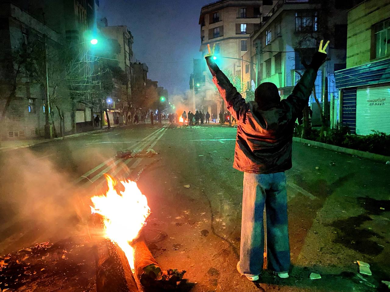 رویترز: ترامپ با هدف حمایت از معترضان ایران، گزینه حمله به عوامل سرکوب را بررسی می‌کند