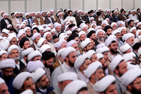نماینده خامنهای در لرستان: ائمه جمعه پدر معنوی مردماند