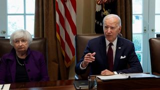 US Renews Sanctions Waiver Unblocking Billions of Iran's Frozen Funds