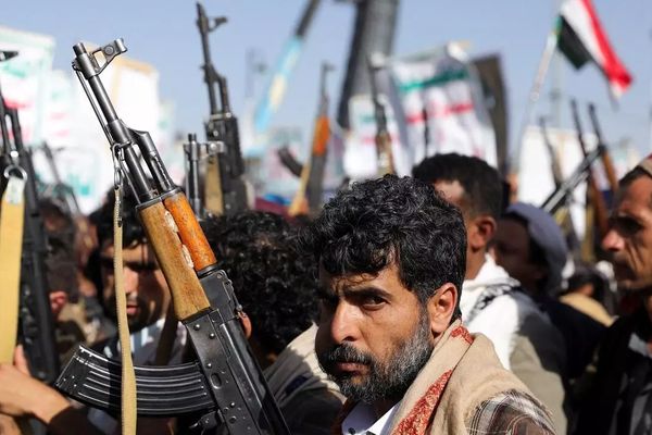 "نيويورك تايمز": الضربات الأميركية ضد الحوثيين كانت أقل فاعلية من المتوقع