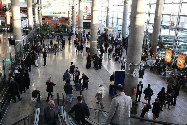 Intelligence Officers Interrogate Iranian Expats Arriving In Tehran