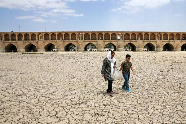 التنمية المستدامة في إيران.. ضرورة للبقاء في عصر الأزمات البيئية