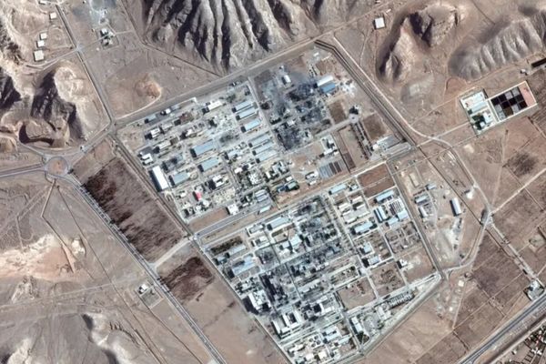 آژانس بینالمللی انرژی اتمی: خساراتی در نزدیکی سایت هستهای اصفهان مشاهده شده است