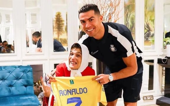 صحيفة إيطالية: تهديد رونالدو بـ "الاعتقال والجَلد" سبب امتناعه عن السفر إلى إيران
