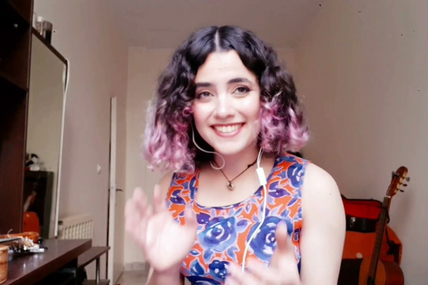 Iran steps up crackdown on female singers