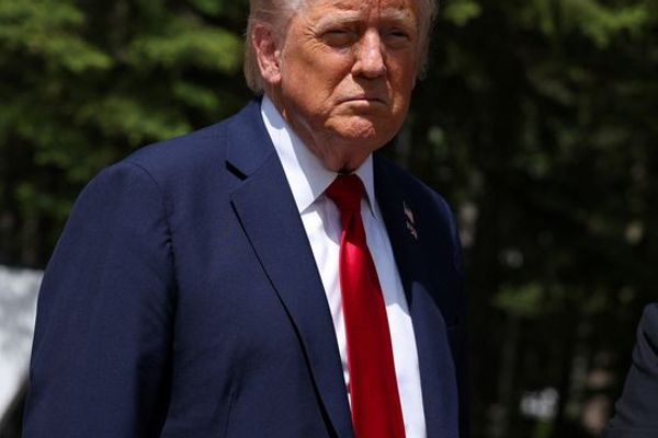 ترامب: إسرائيل لن تخفف من شدة هجماتها ضد إيران