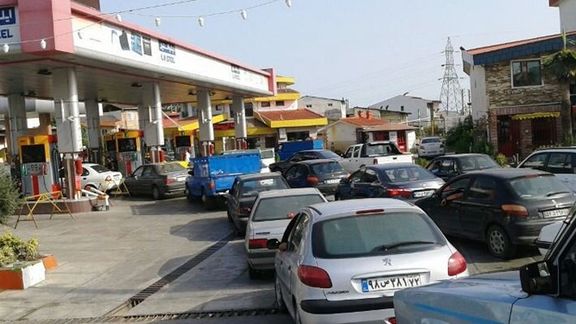 Congestion at an Iranian gas station