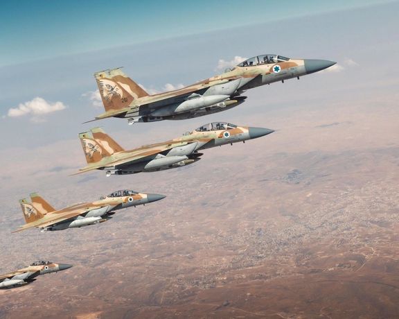 اسرائیل طی هشت حمله هوایی پادگانهای حومه دمشق را هدف قرار داد