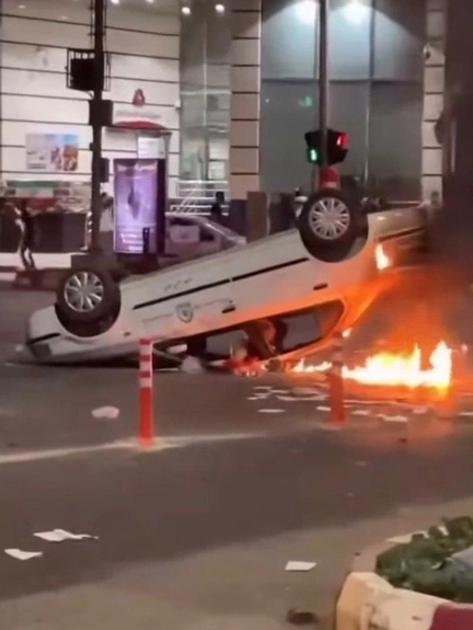 Deadly clashes mark seventh night of protests across Iran