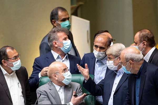 Political, Economic Instability Prevent Planning In Iran, Says Economist