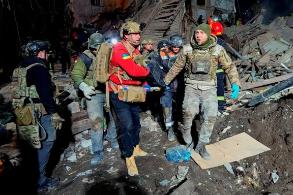 مقام کاخ سفید: کمک به اوکراین را متوقف کردیم تا مطمئن شویم منجر به راهحل میشود