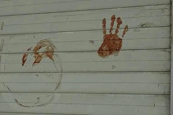 تصاعد اعتقال الأطباء ومنعهم من السفر للحيلولة دون كشف أرقام القتل الجماعي