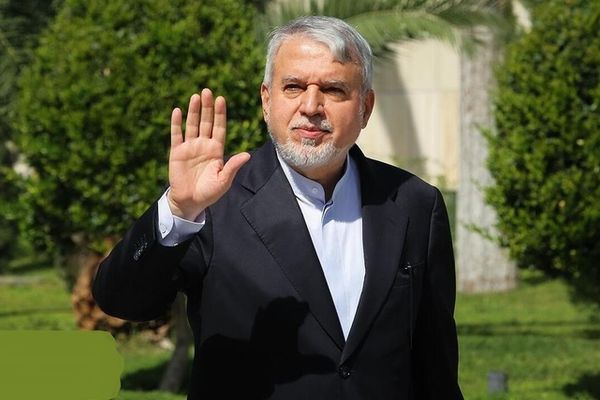 وزیر گردشگری: درباره محدودیت سفر گردشگران خارجی به ایران اطلاعی نگرفتهام