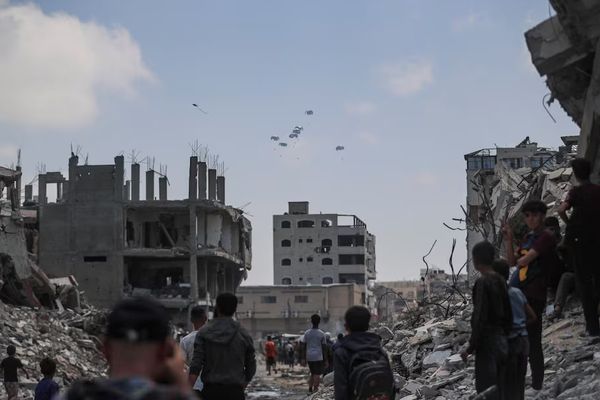 در یک نیمروز ۳۴ نفر در حملات اسرائیل در سراسر غزه کشته شدند