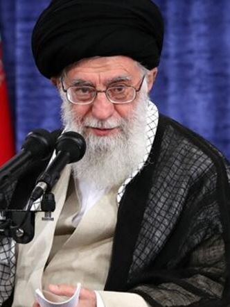 خامنهای از زیر زمین با انتشار عکس پرچم سوخته آمریکا، این کشور را تهدید کرد