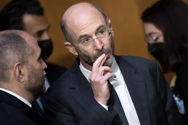 تحقيق مشترك لمجلسي الشيوخ والنواب الأميركيين حول علاقة روبرت مالي بشبكة النفوذ الإيرانية