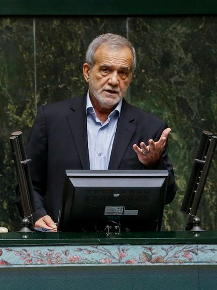 الرئيس الإيراني: دعم الشعب للنظام أصاب إسرائيل وأميركا بالإحباط