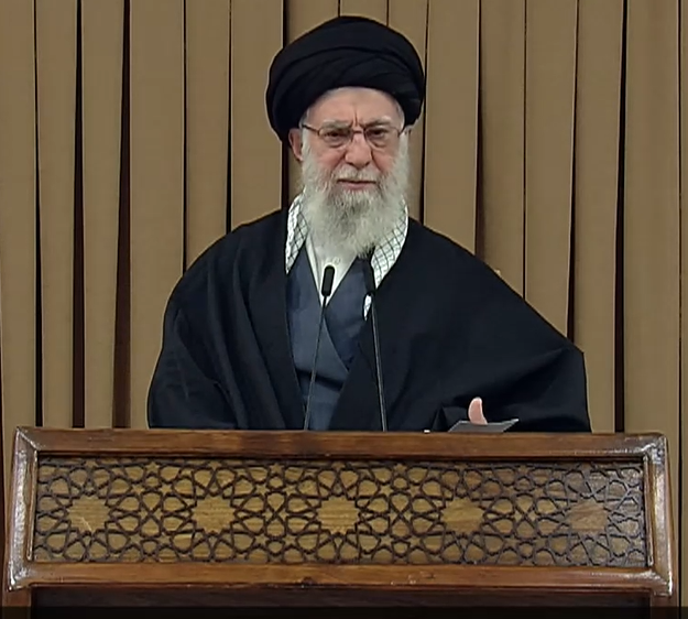 خامنئي يغيب عن فعاليات "يوم الباسيج" ويلقي كلمة مسجلة