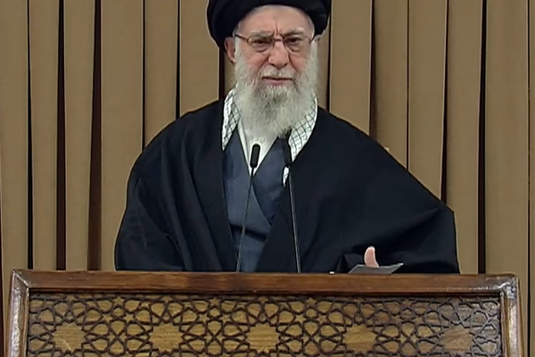 خامنئي يغيب عن فعاليات "يوم الباسيج" ويلقي كلمة مسجلة