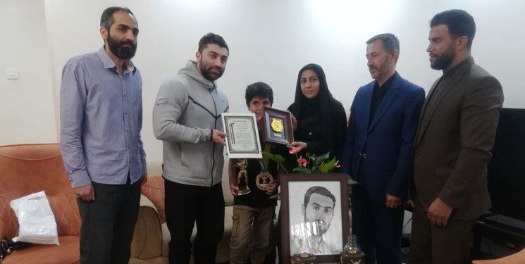 بدنسازی که مدالش را به آرمان علیوردی تقدیم کرد، به دلیل اهدای مدال به دوست‌ دخترش، خط خورد