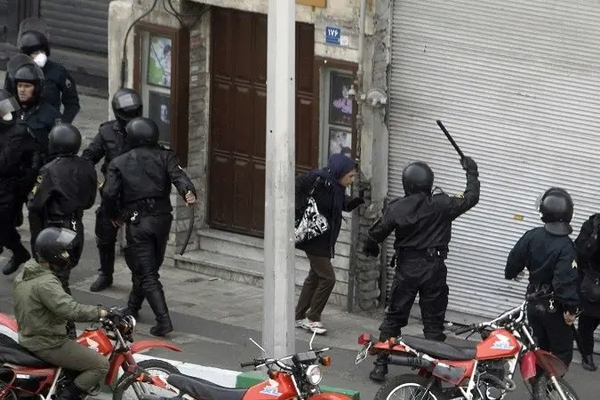 Survivors of Iran’s protest crackdown demand justice from UN