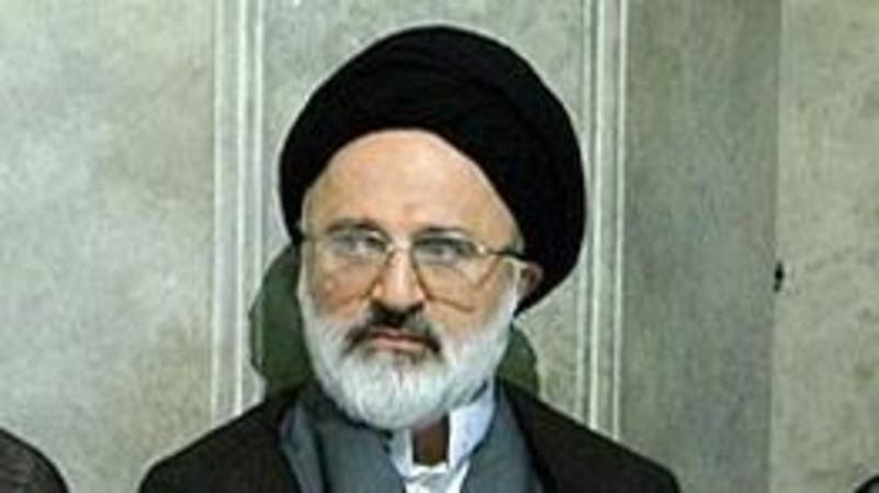 عدد من كبار المسؤولين الإيرانيين يتواصلون مع موسكو للهروب إذا لزم الأمر