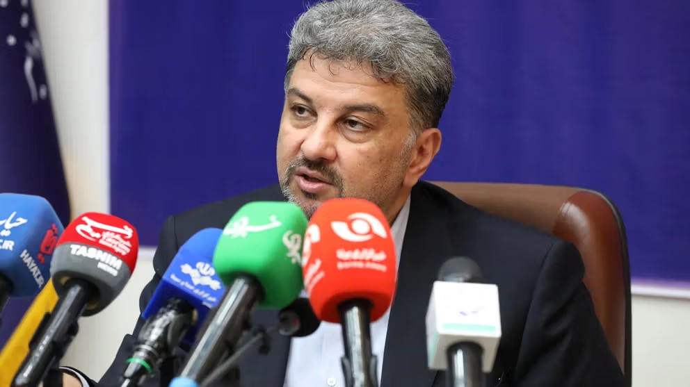 الحكومة الإيرانية تطالب المواطنين بـ"إطفاء الأجهزة غير الضرورية" لترشيد الكهرباء