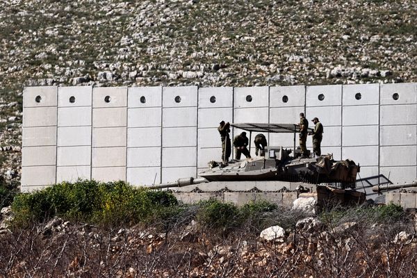 هاآرتص: انتظار میرود گفتوگوهای مستقیم میان اسرائیل و لبنان برگزار شود