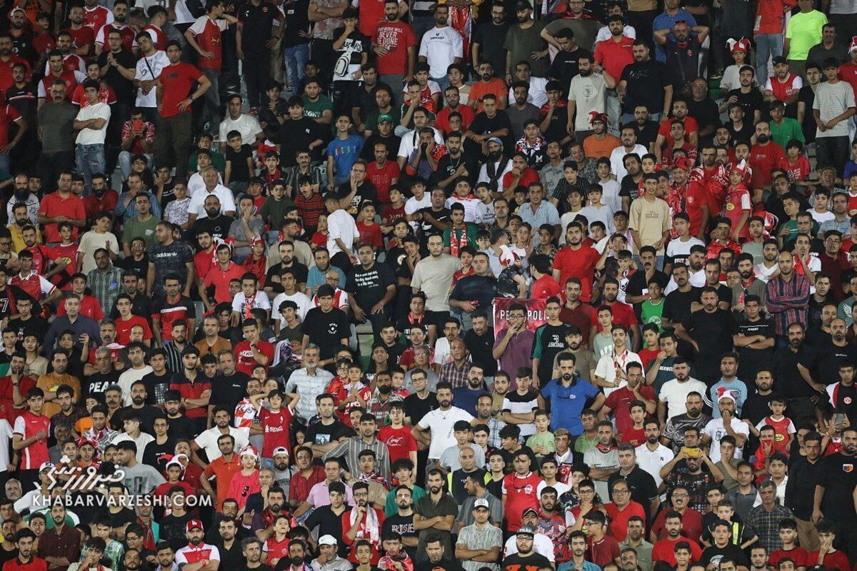 با وجود مستندات تصویری؛ باشگاه پرسپولیس ضرب‌وشتم هواداران توسط لیدرها را تکذیب کرد