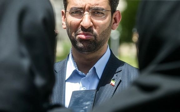 آذری جهرمی: به توصیه رهبر به زودی ماهوارهای با دقت یک متر پرتاب میکنیم