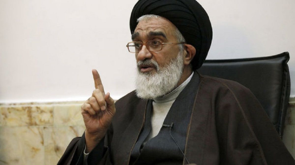 امام جمعه قم: مدیران آبروی همدیگر را حفظ کنند