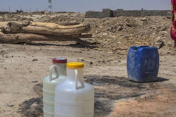 خبير إيراني: ما تعيشه البلاد ليس أزمة مياه.. بل "إفلاس مائي"