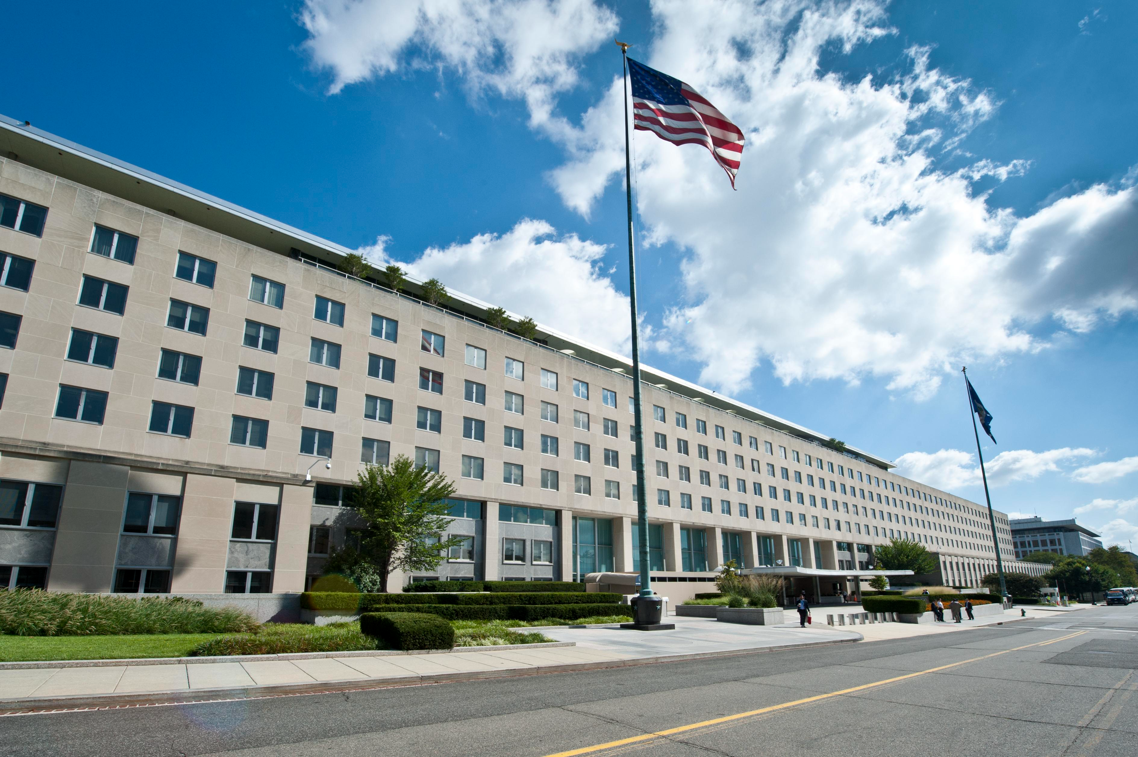 الخارجية الأميركية تحدد 10 بنود استراتيجية تتعلق بالبرامج النووية والصاروخية الإيرانية