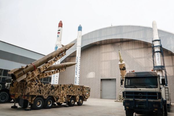 الحرس الثوري يطوّر رؤوسًا حربية بيولوجية وكيميائية للصواريخ الباليستية