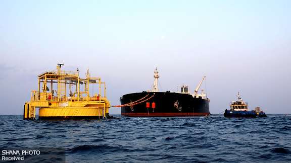 Iranian oil being loaded in the Persian Gulf on March 22, 2022