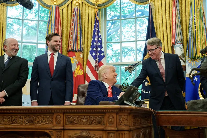 سفیر بریتانیا در واشینگتن: حکومت ایران در ضعیف‌ترین و شکننده‌ترین وضعیت خود قرار دارد