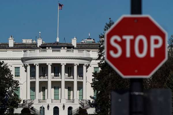 Iran says US contradictions hinder nuclear talks