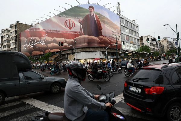 ترامپ: به دنبال راهحلی برای سامان دادن به یک بحران ۴۷ سالهام