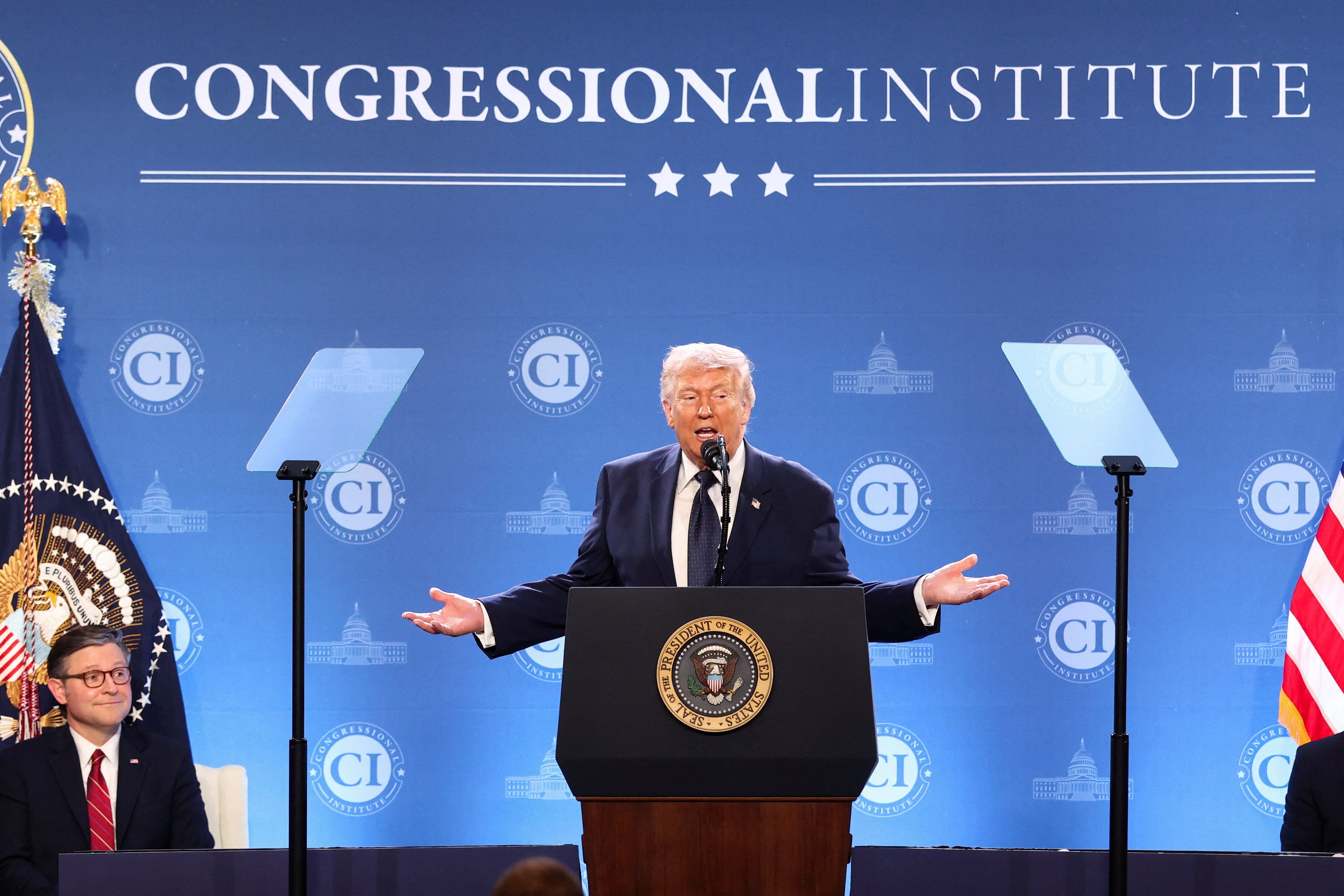 ترامپ در جمع جمهوری‌خواهان، جنگ با ایران را ماموریتی کوتاه برای ساختن کشوری جدید خواند