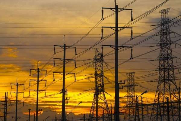 Capital, provinces shut down as Iran's power shortage deepens