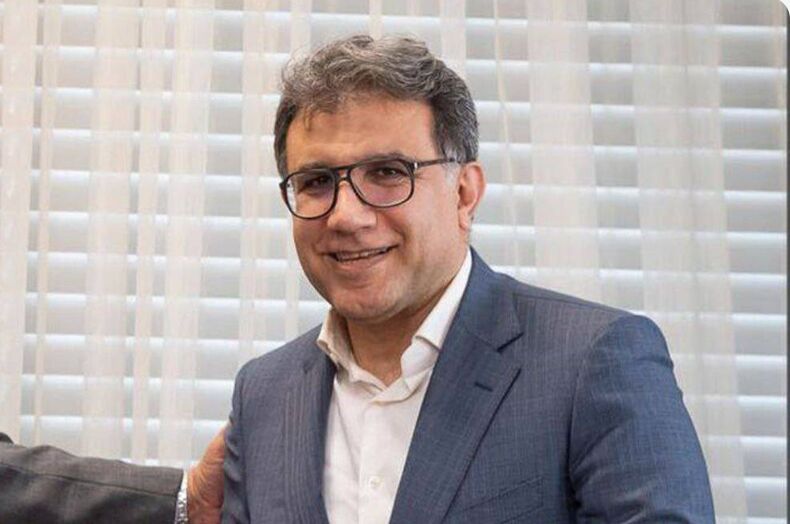 بعد اتهامه بالفساد.. مدير سابق بشركة النفط: غادرت إيران بتنسيق حكومي 