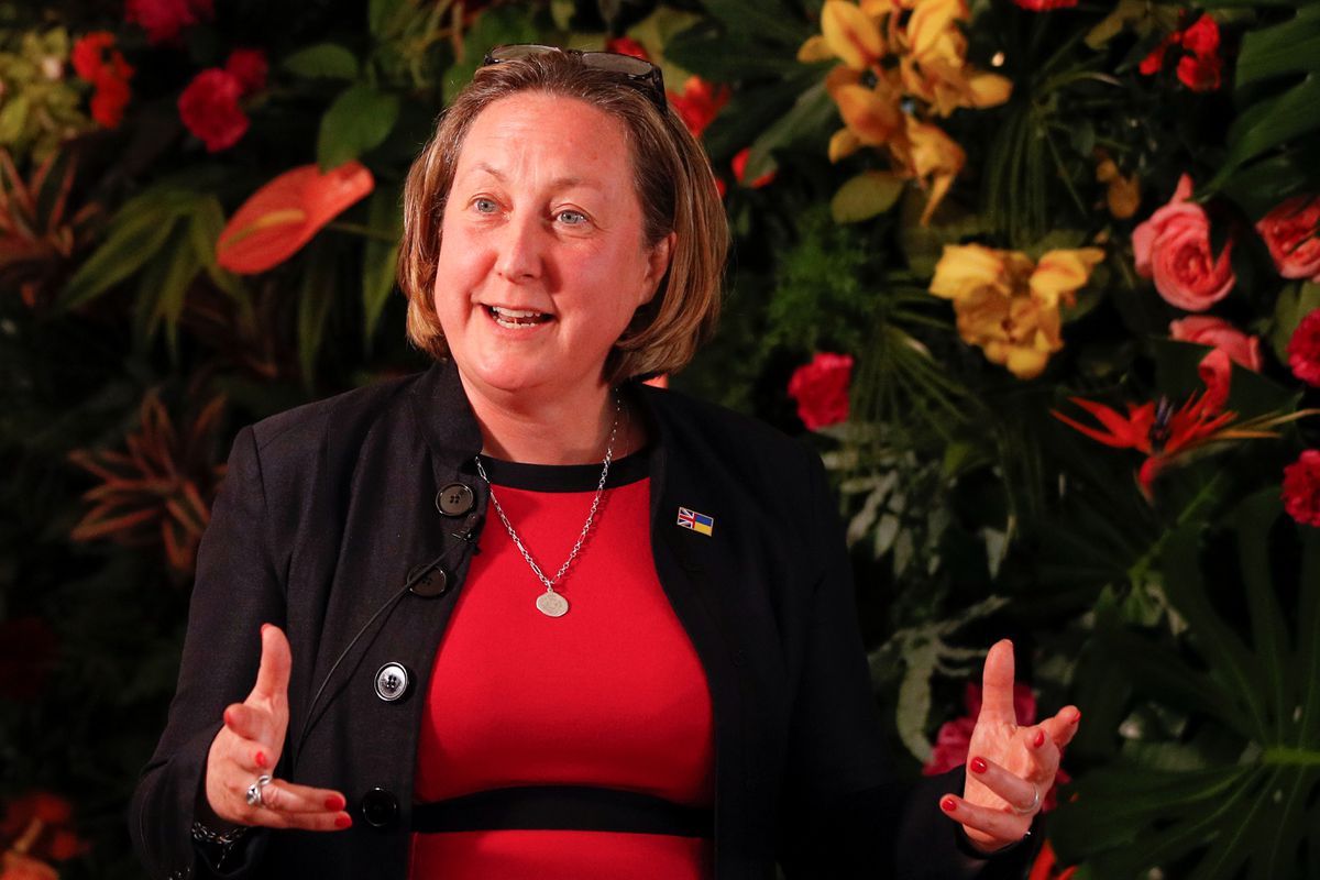 بریتانیا و کشورهای شورای همکاری خلیج فارس برای دستیابی به توافق تجارت آزاد مذاکره می‌کنند